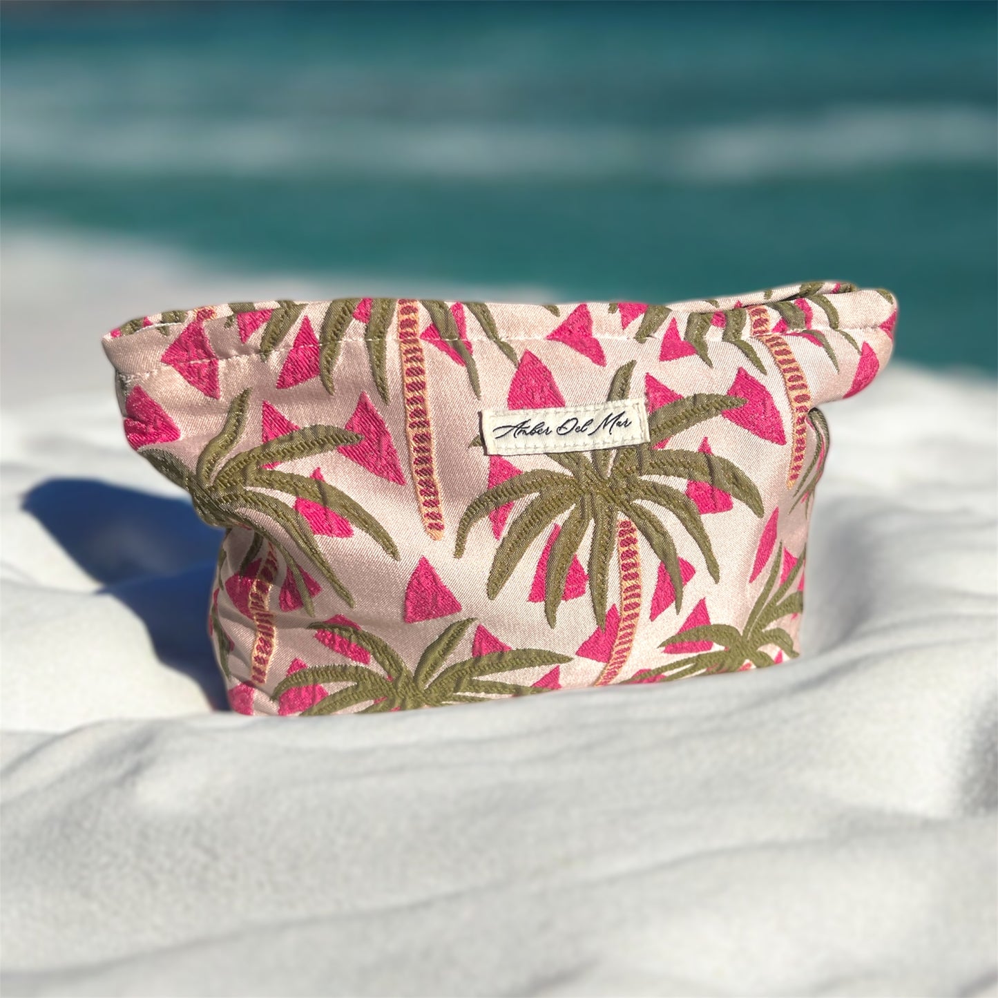 Vacay Palm Clutch